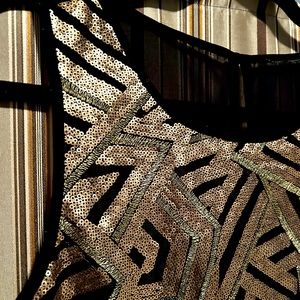 Romeo & Juliet Couture sequin sleeveless shell